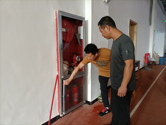 说明: C:\Users\Administrator\Desktop\体育学院深入开展安全检查工作2022.9.30\体育学院深入开展安全检查工作2022.9.30\4.jpg
