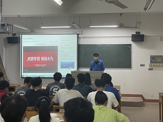 说明: C:\Users\Administrator\Desktop\体育学院开展大学生征兵宣传工作2022.4.11\1.jpg